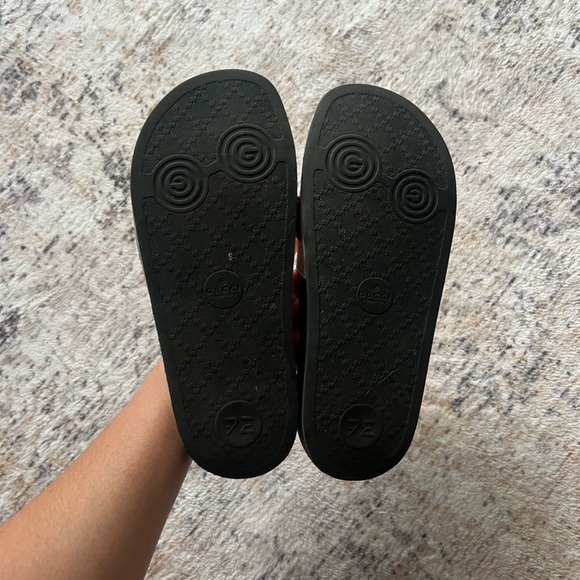 Gucci Sandals - Picture 3 of 6